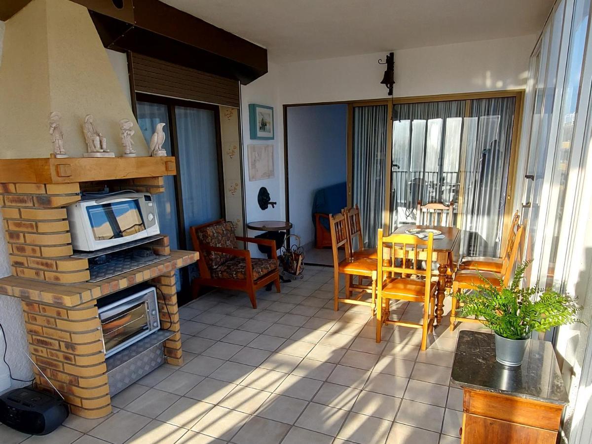 Sol Marina Apartment ซาลอว์ ภายนอก รูปภาพ